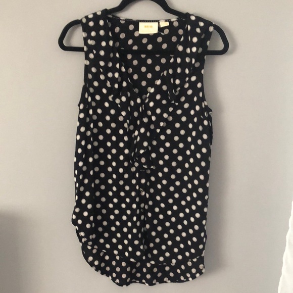 ⭕️ PRICE FIRM Anthropologie Maeve Black and White Polka Dot Blouse Size 4 - Picture 2 of 5